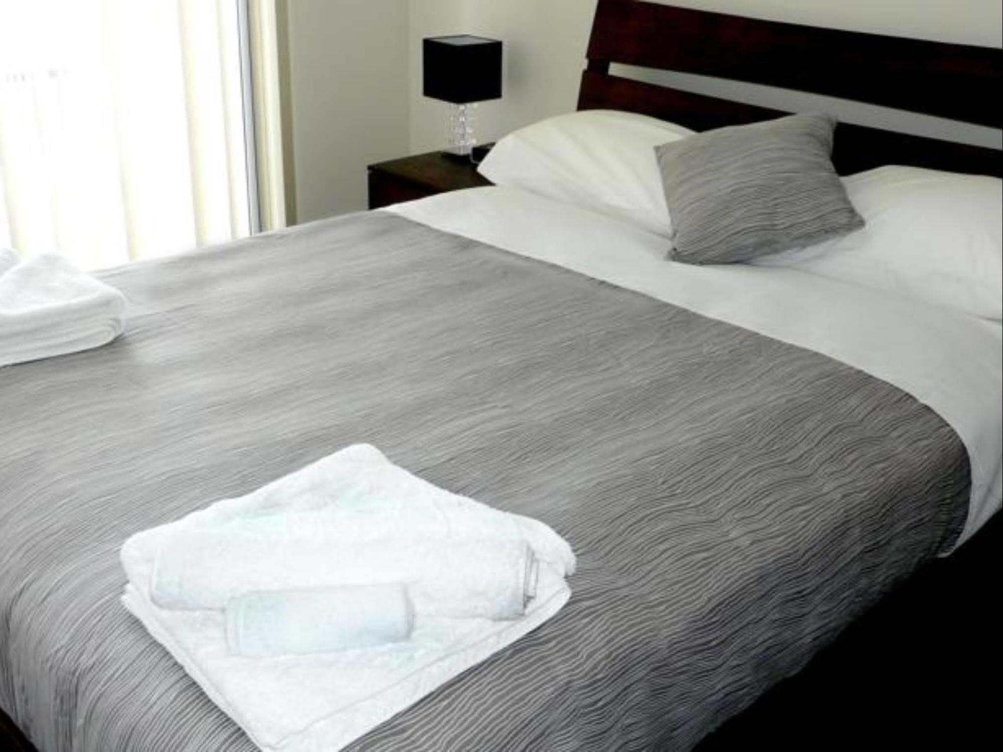 Monterey Apartments מורנבה מראה חיצוני תמונה